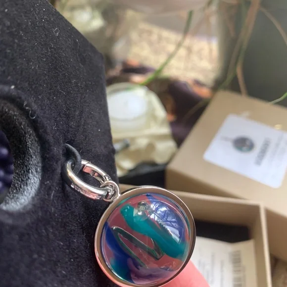 🔥SALE🔥Authentic BURBERRY Silver M crystal ball KEY/Charm/pendant - Picture 12 of 13